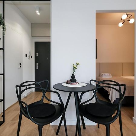 City Mood Apartamenty Lodz Fabryczna 450M Wszystko Nowe Esterno foto