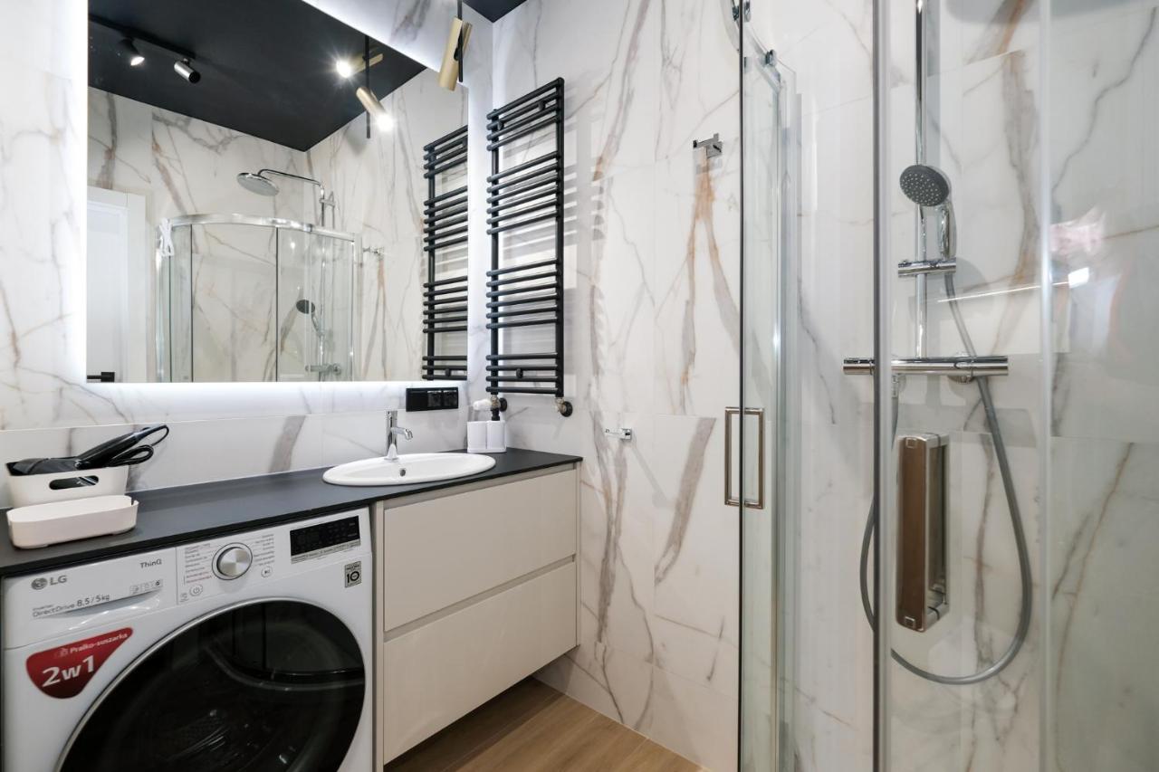 City Mood Apartamenty Lodz Fabryczna 450M Wszystko Nowe Esterno foto