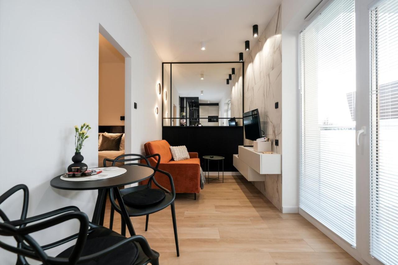 City Mood Apartamenty Lodz Fabryczna 450M Wszystko Nowe Esterno foto